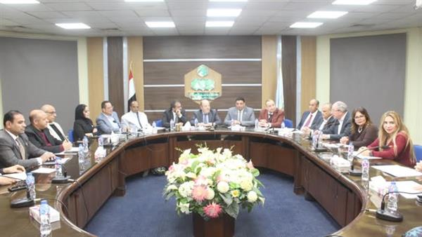 جمعية مستثمري العاشر من رمضان يناقشون تحديات الصناعة ويستعدون لإطلاق مبادرة "تكامل وتكافل"
